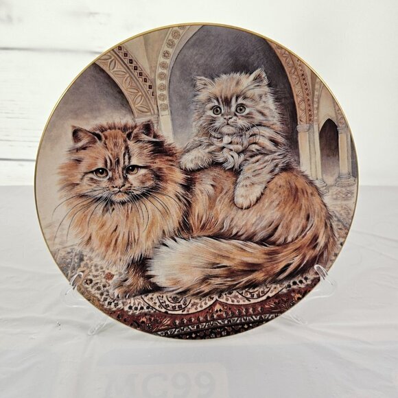 Royal Worcester England 1990 Cats and Kittens CREAM PERSIAN Cats Collector Plate - Picture 7 of 8